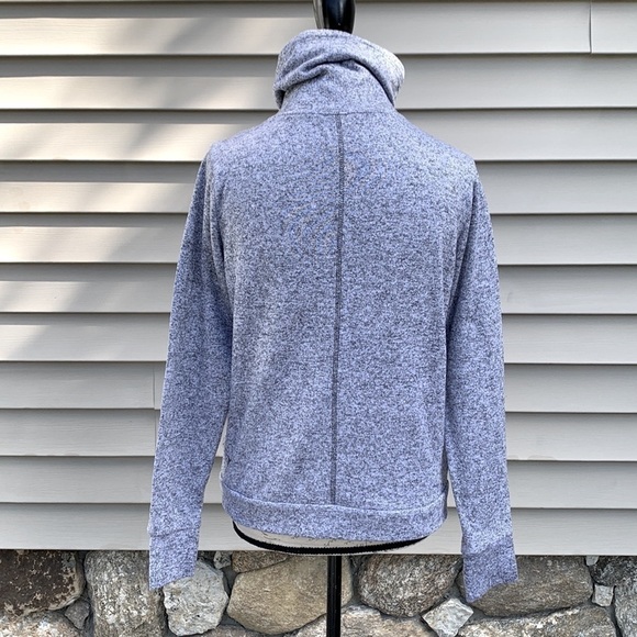 Old Navy Active Go-Dry Heathered Gray Mock Neck Sweater - Picture 9 of 13